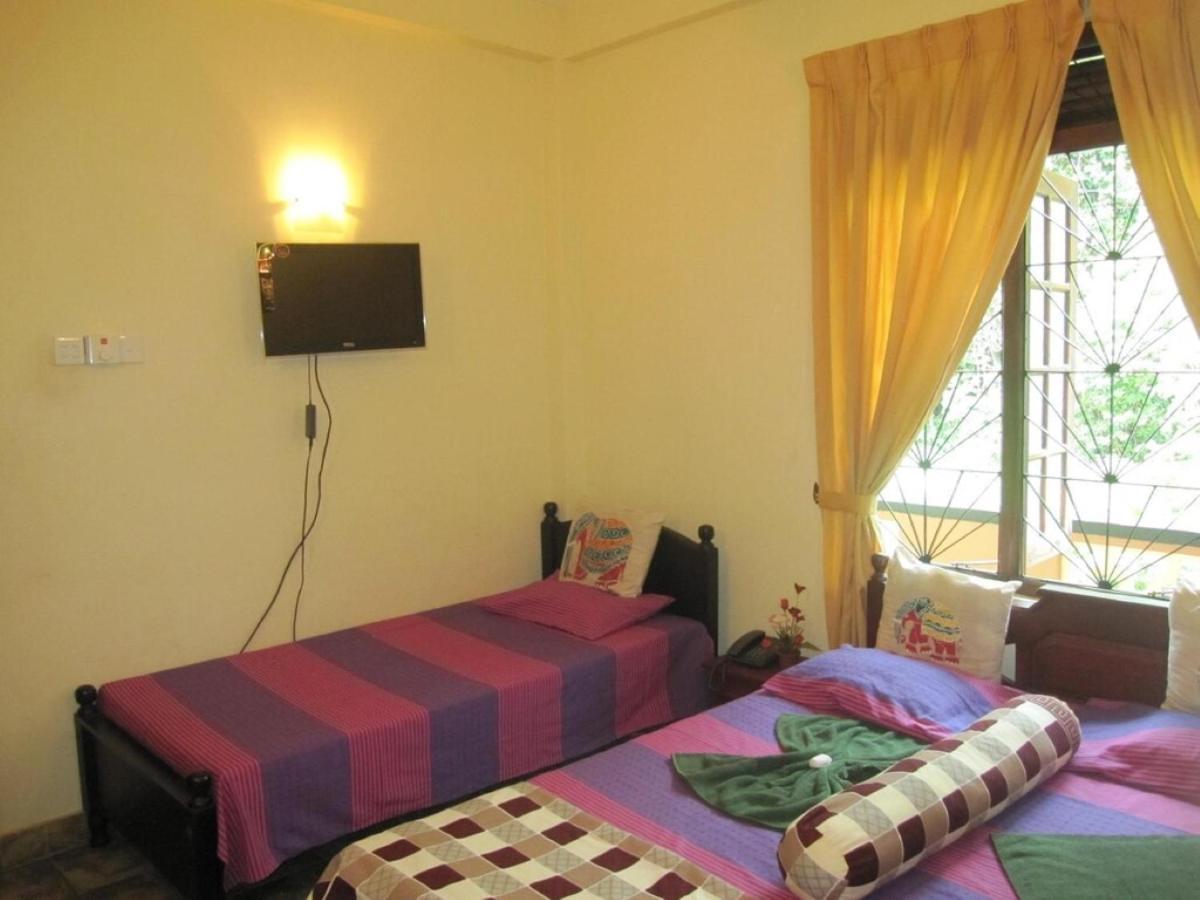 Kandy Paradise Hotel & Spa Gelioya Экстерьер фото